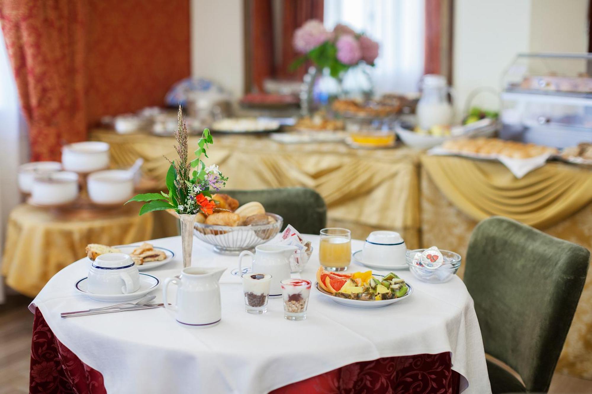 Hotel Rigel Lido di Venezia Bagian luar foto