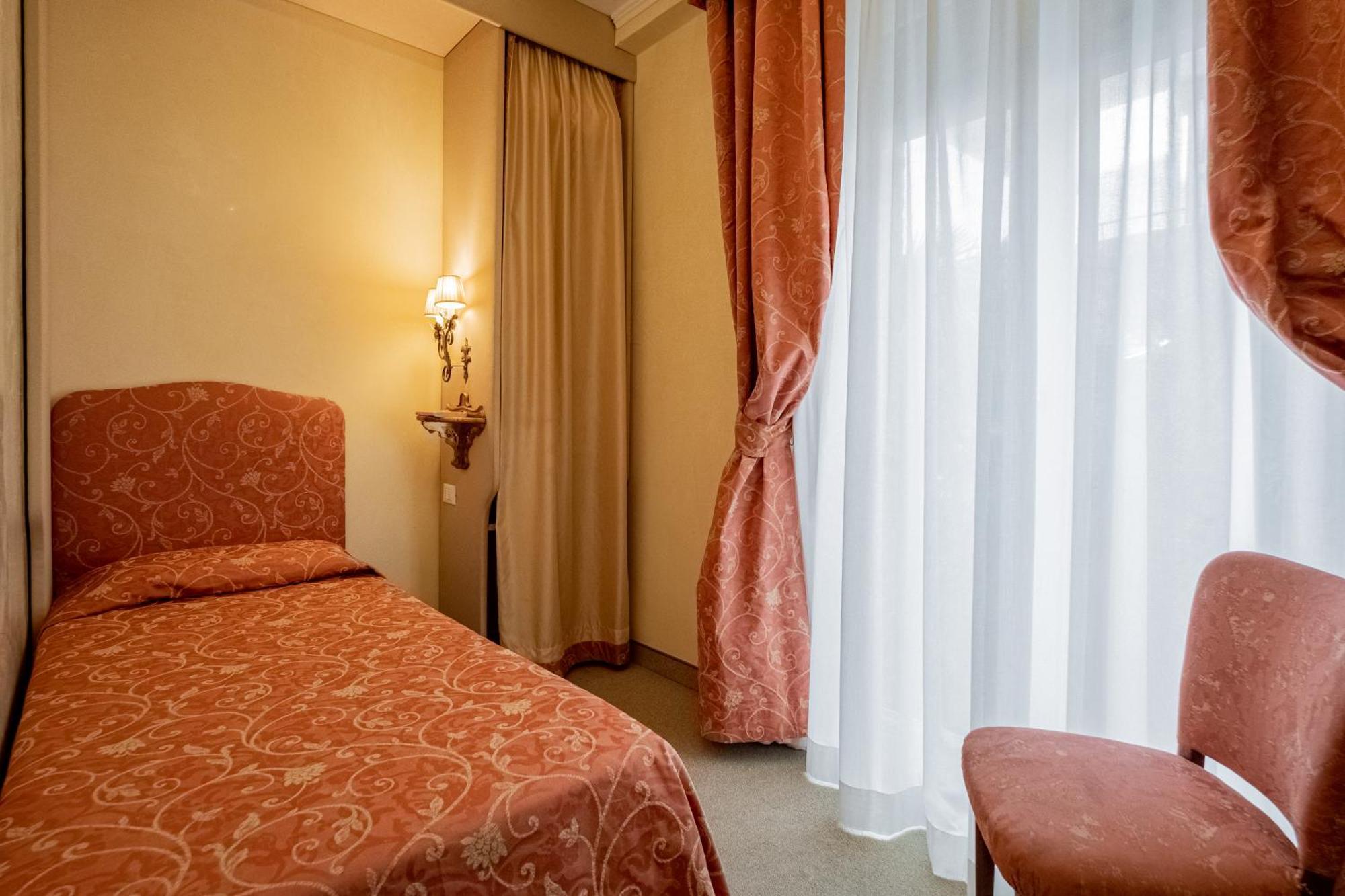 Hotel Rigel Lido di Venezia Ruang foto