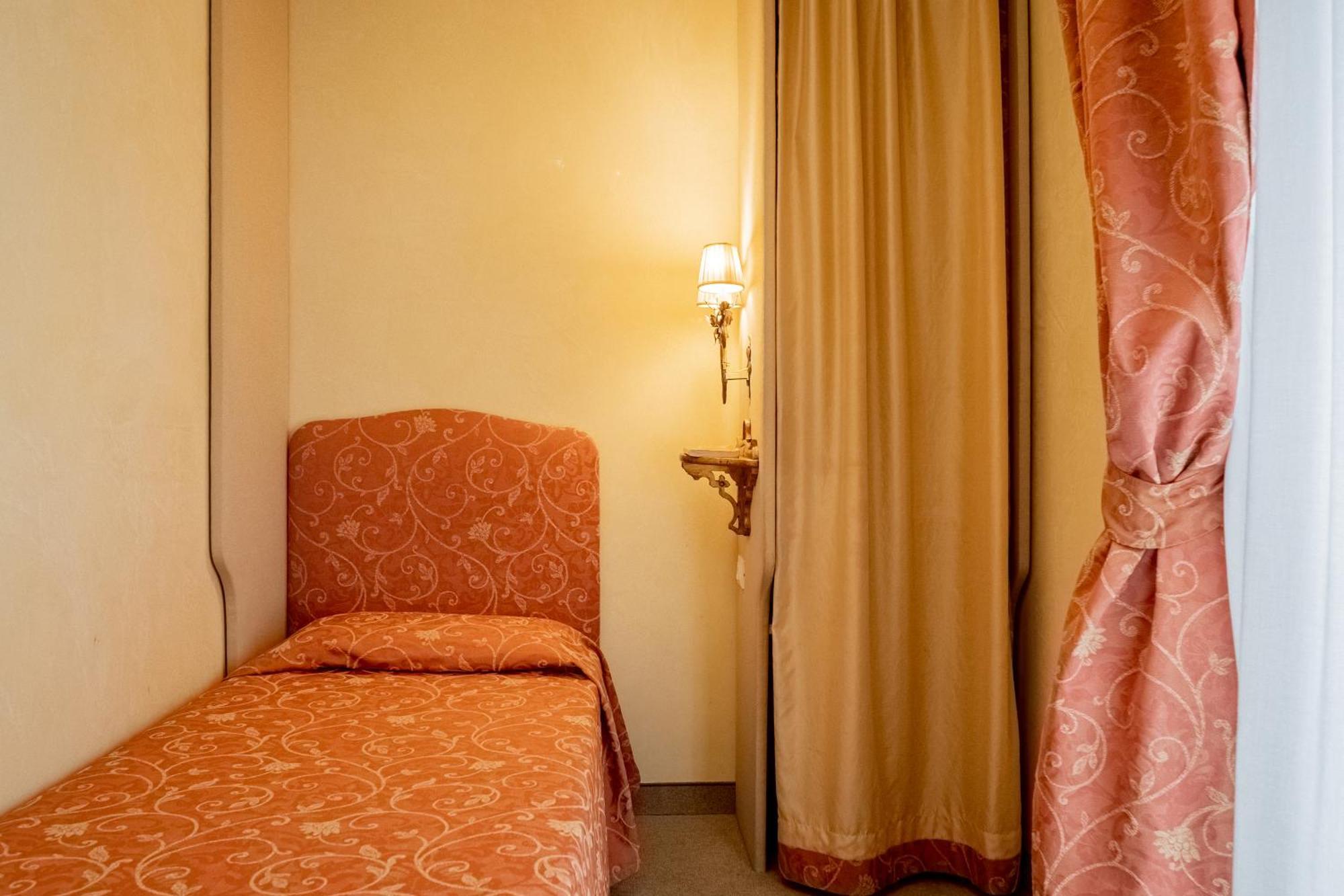 Hotel Rigel Lido di Venezia Ruang foto